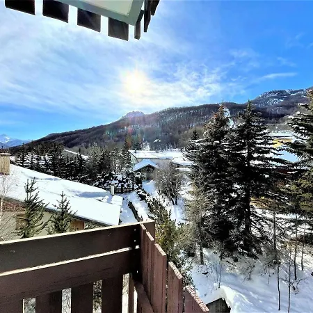 Cosy Au Pied Des Pistes Avec Balcon Et Parking - - Fr-1-330f-215 Apartment
