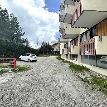 Apartment Cosy Au Pied Des Pistes Avec Balcon Et Parking - - Fr-1-330f-215 *