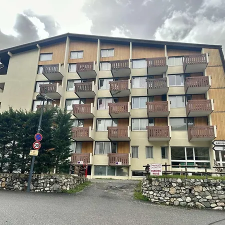 Appartement Cosy Au Pied Des Pistes Avec Balcon Et Parking - - Fr-1-330f-215
